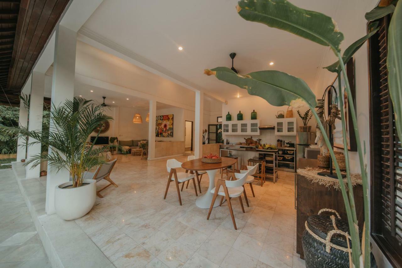 Villa Eight Seminyak Extérieur photo